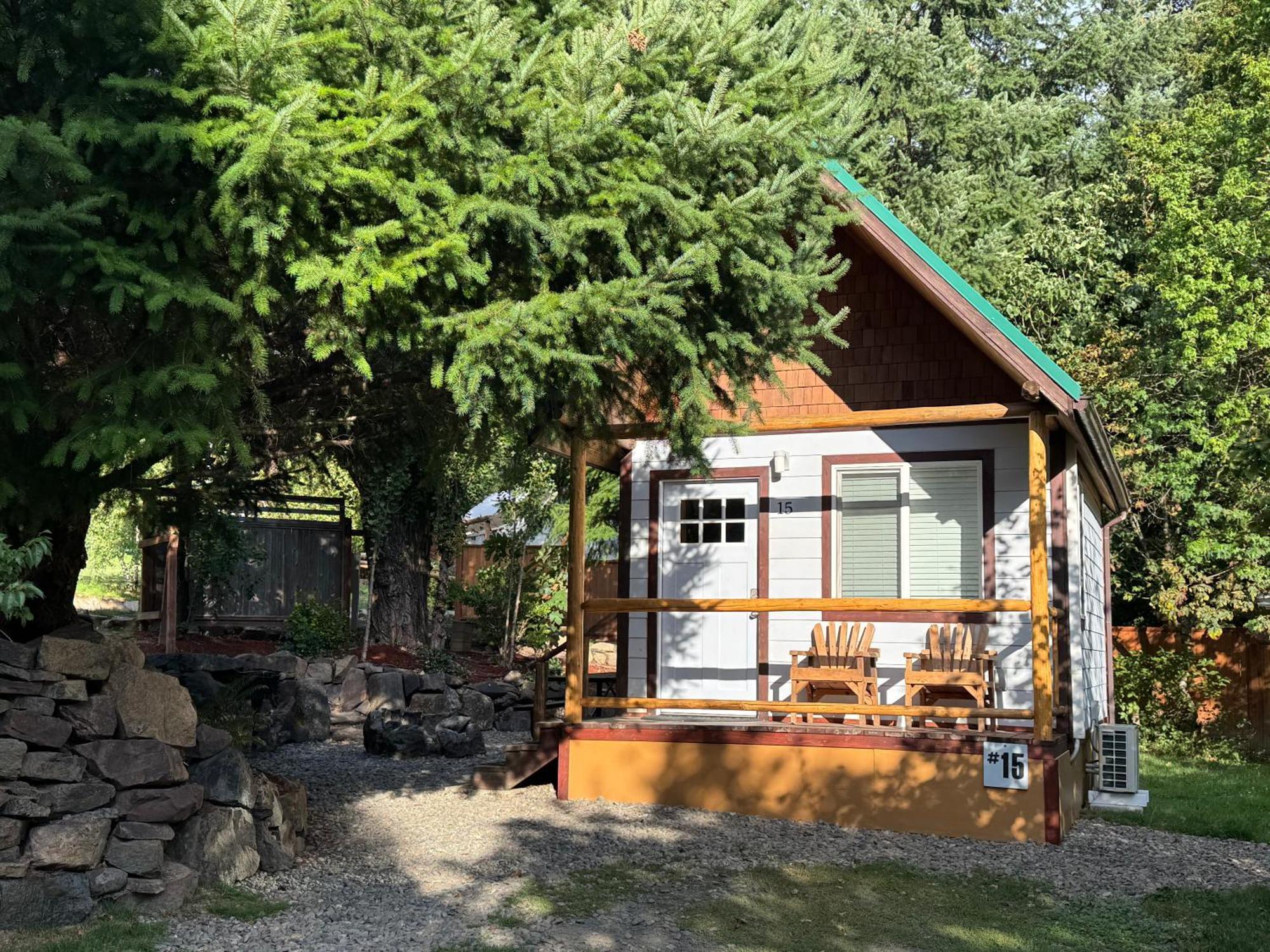 Umpqua'S Last Resort - Wilderness Cabins, Rv Park & Glamping Idleyld Park Экстерьер фото